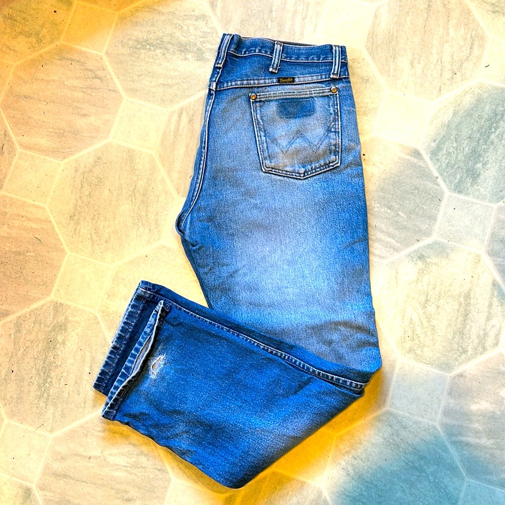 Wrangler “blown” relaxed fit Jeans 34x30